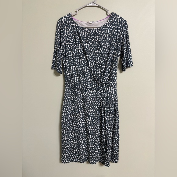 Boden Annie Slate Gray Polka Dot Spotted Print Ruched Jersey Dress Size 8 Tencel - Picture 1 of 8